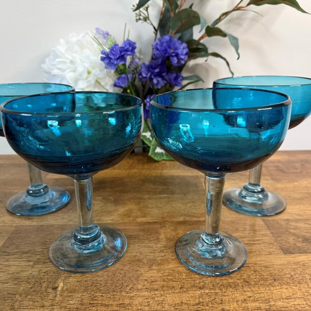 Hand Blown Blue Coupe Glasses Set of 4‎ – Biot France Style Bubble Glass Barware